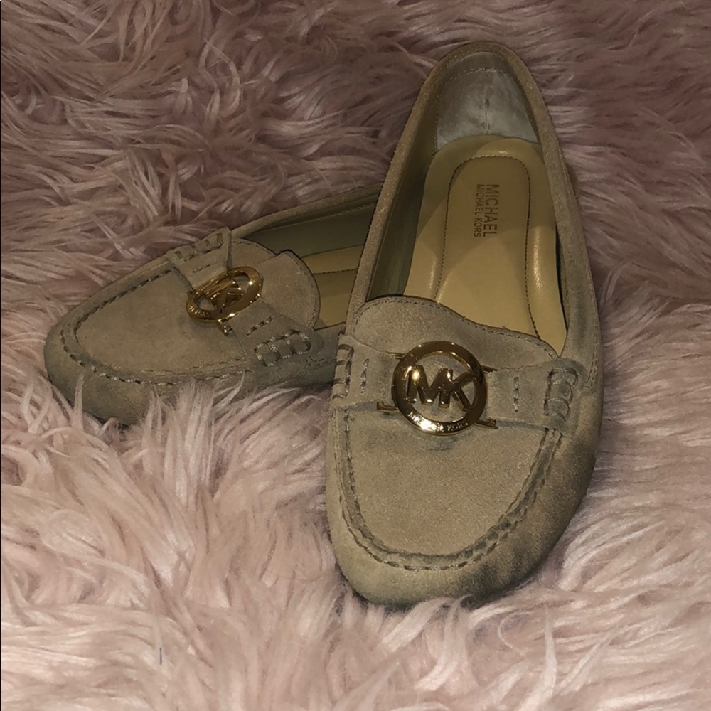 Michael Kors cream brown suade flats size 6